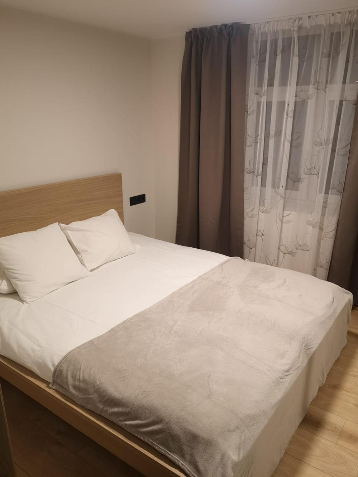 Suur-Posti Apartments Pärnu Eksteriør billede